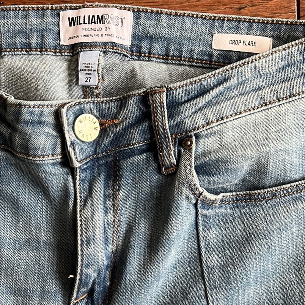 William Rast Crop Flare Jeans! - Picture 2 of 4